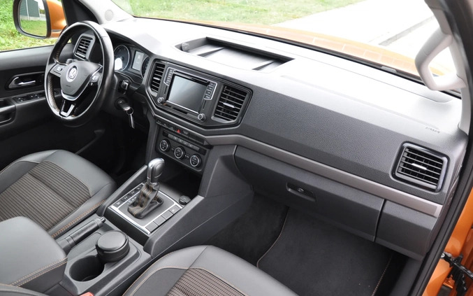 Volkswagen Amarok cena 145900 przebieg: 125369, rok produkcji 2019 z Nowa Dęba małe 781